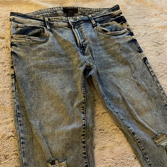 Nickel and Iron Distressed Slim Jeans 36x32 - Picture 5 of 11